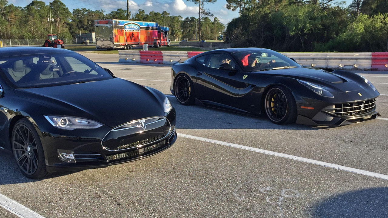 Tesla-Model-S-P85D-vs-Ferrari-F12