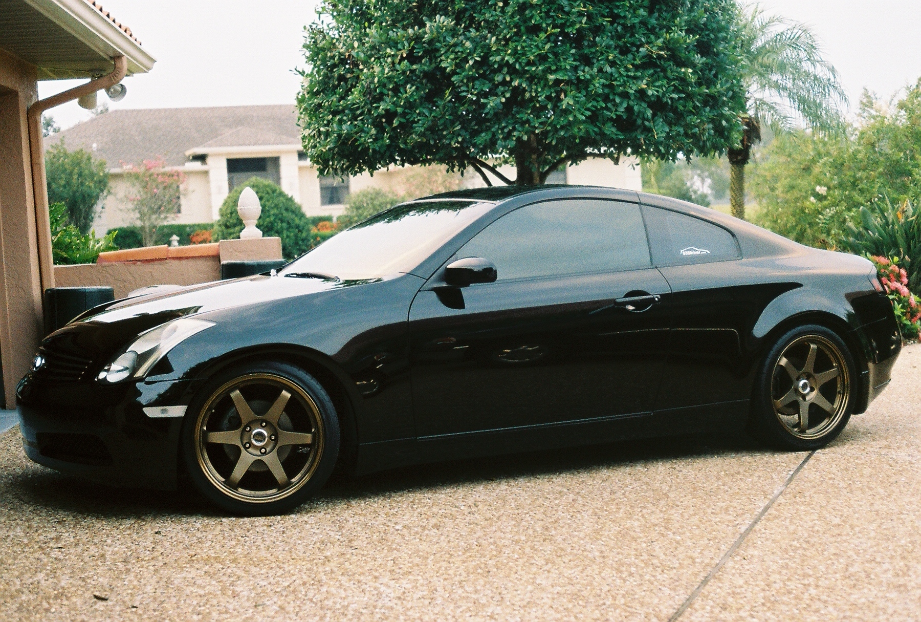 You can vote for this Infiniti G35 Coupe to be 