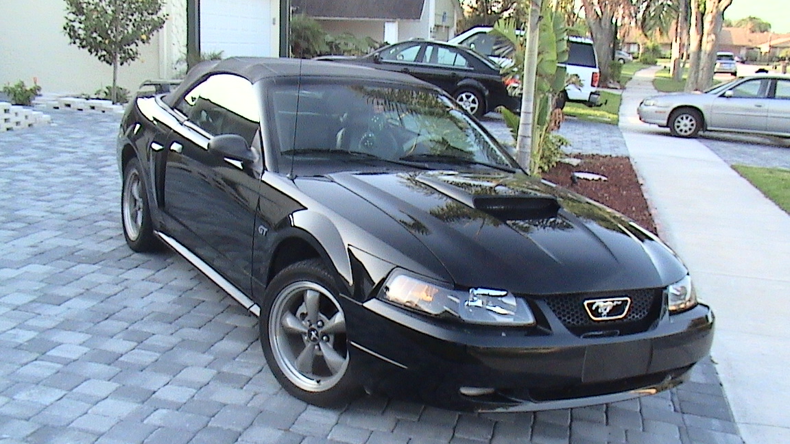 2002  Ford Mustang GT Convertible picture, mods, upgrades