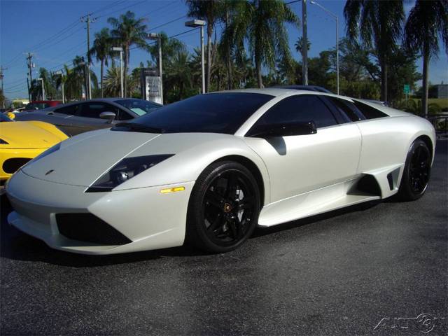 [Image: 17562-2009-Lamborghini-Murcielago.jpg]