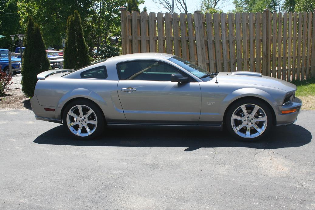 2008 Ford mustang gt quarter mile
