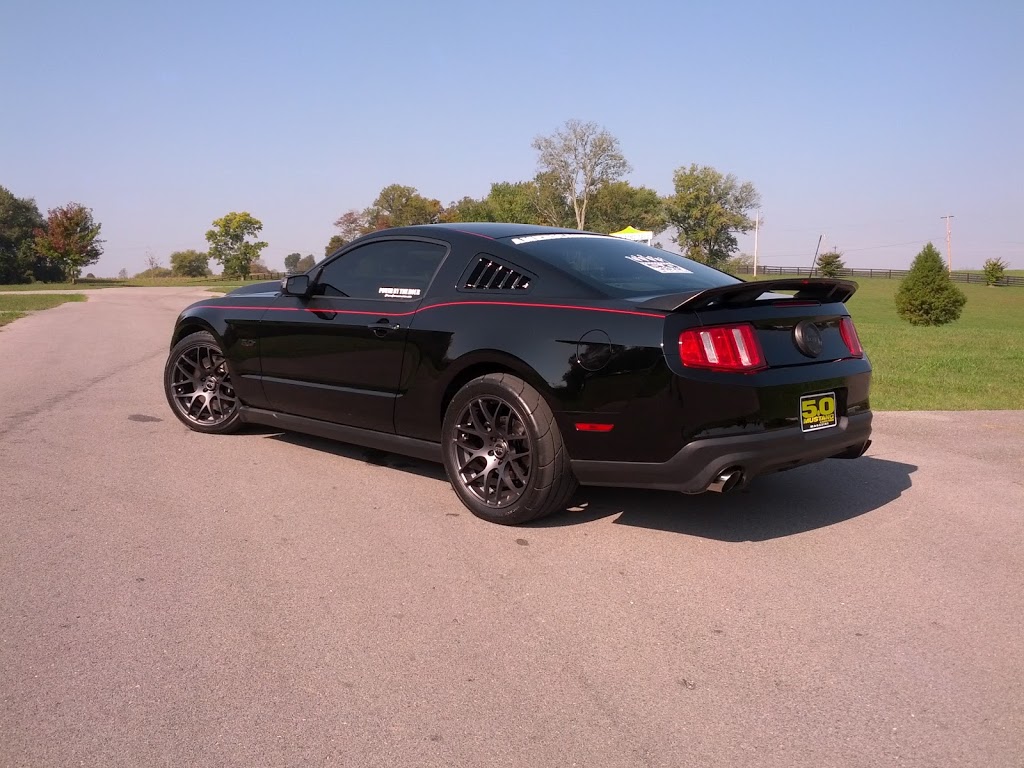 2011 Ford Mustang GT 1/4 mile Drag Racing timeslip specs 0-60