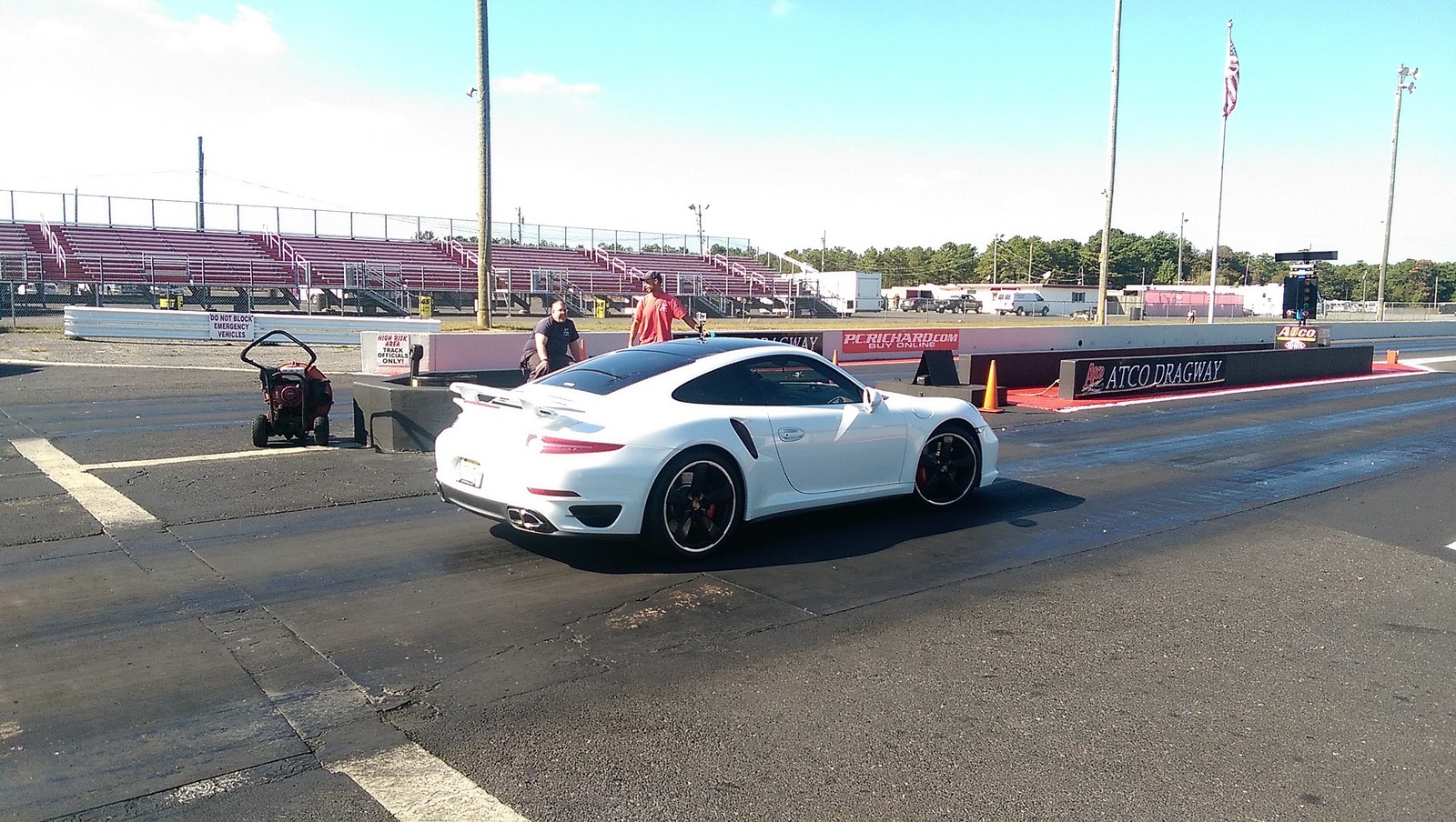 White 2015 Porsche 911 Turbo 