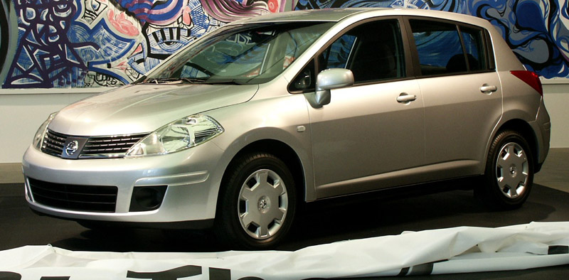 2007  Nissan Versa SL picture, mods, upgrades