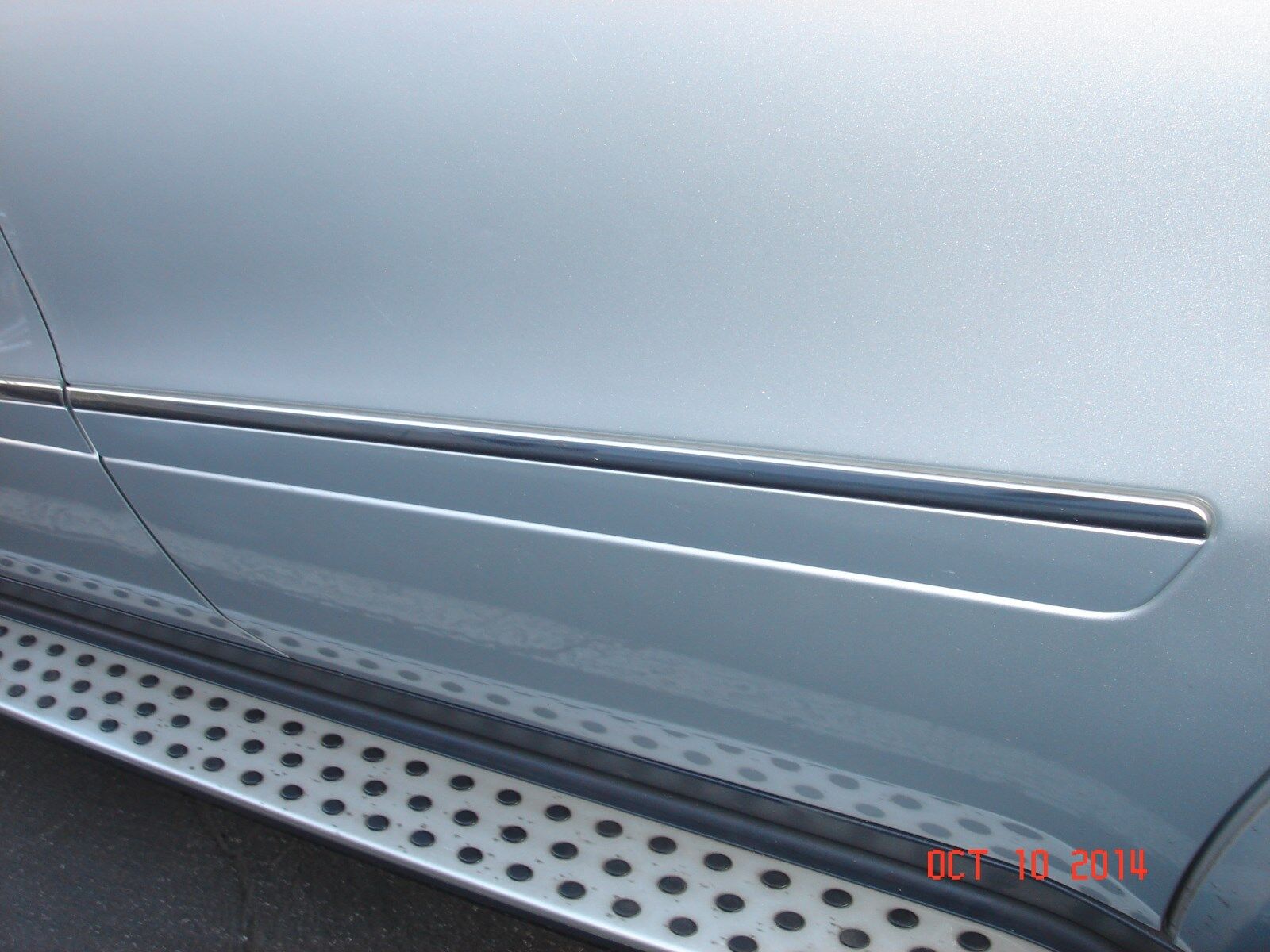 Mercedes-Benz GL-Class Genuine Rear Left Door Moulding GL320 GL350 GL450 GL550