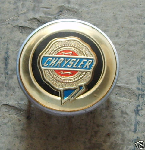 CHRYSLER  TOWN & COUNTRY /  CONCORD  OEM  CENTER  CAP