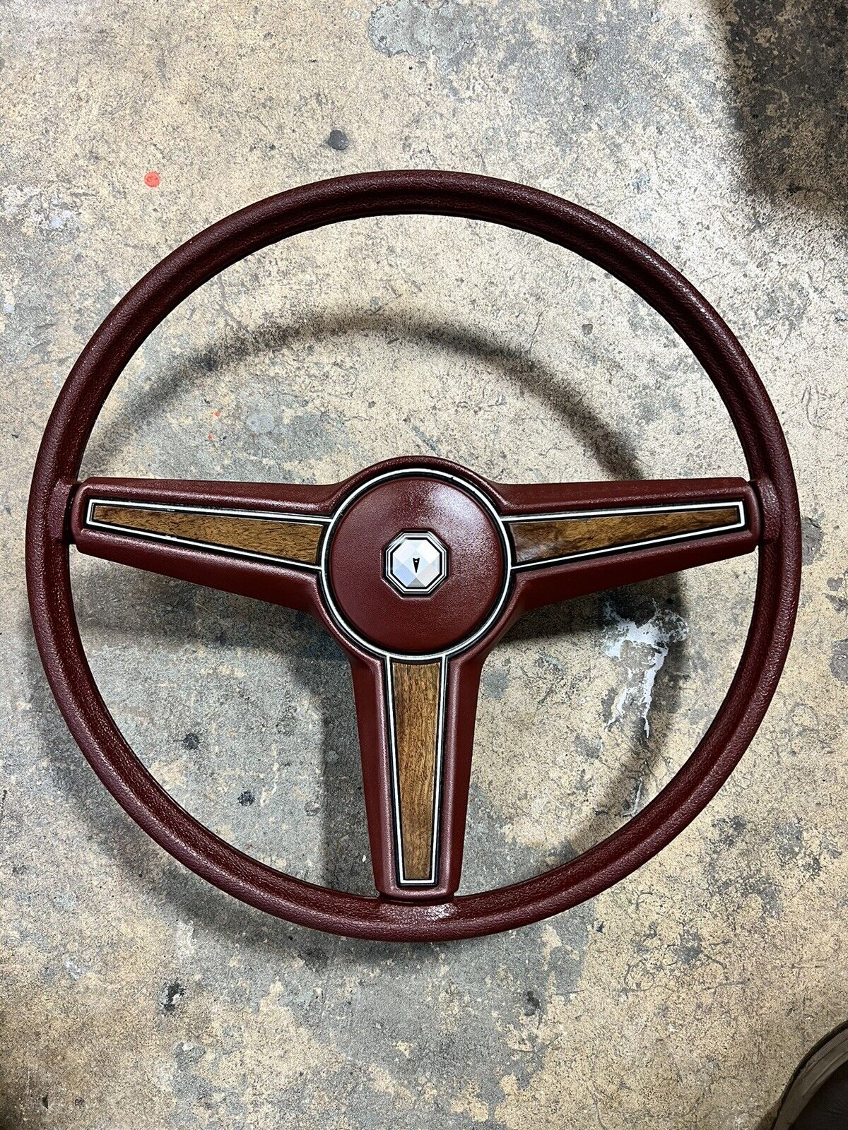 82-86 Pontiac Grand Prix Parisienne Steering Wheel OEM Burgundy/Woodgrain