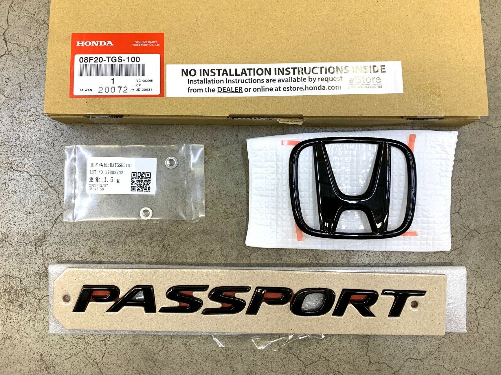Genuine OEM Honda 19-22 Passport Rear Gloss Black Logo Emblem Set 08F20-TGS-100