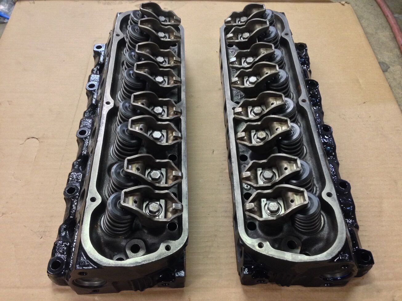Ford Mustang 302 GT40P Engine Cylinder Heads REBUILT TFS Springs & Valves GT40