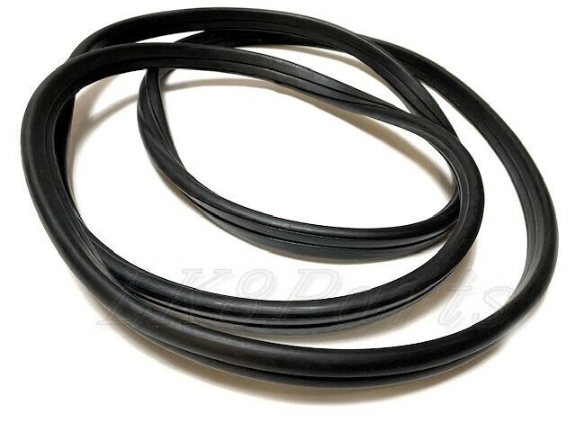 Land Rover Defender 90 and 110 Front Windscreen Glazing Rubber Seal LR056278