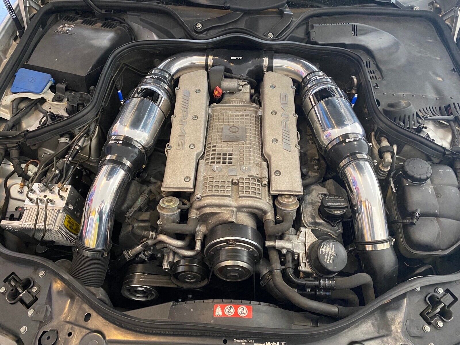 E55 AMG Intake System Mercedes Benz AMG Tuning M113K Supercharged CLS55 SL55 