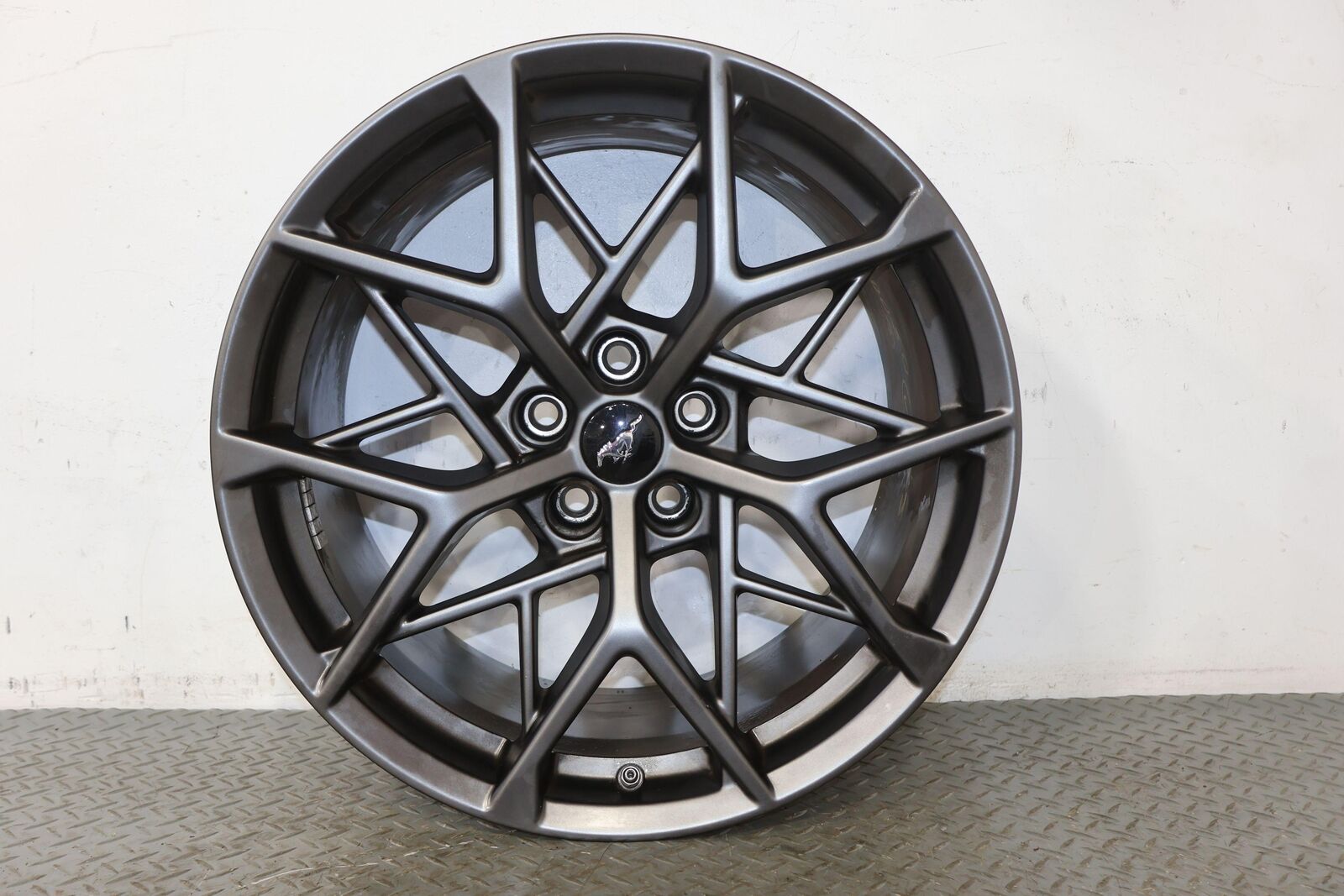 18-21 Ford Mustang Mach 1 Front 19x10.5 Y Spoke Wheel (Handling Pack) See Photos