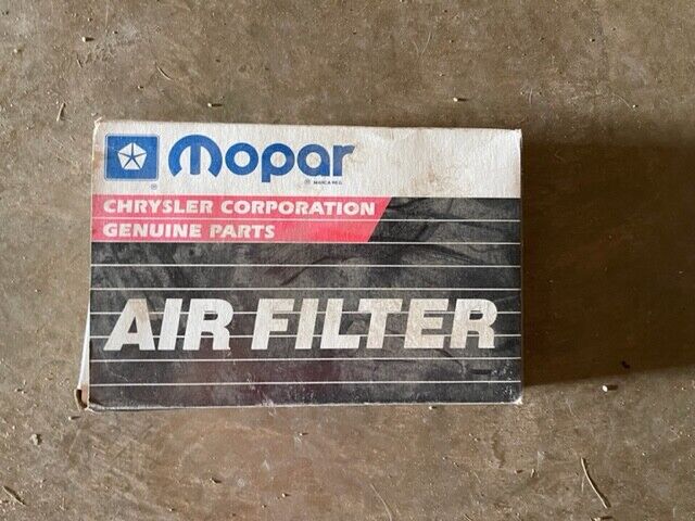 OEM Mopar 04306113 Air Cleaner Filter - Caravan Lebaron Dakota NEW IN BOX
