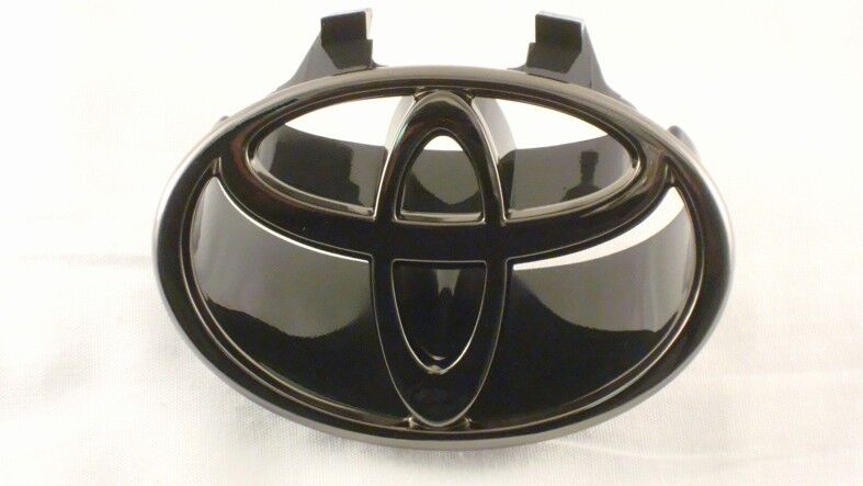 1999 TOYOTA CAMRY BLACK PEARL PLATED FRONT LOGO