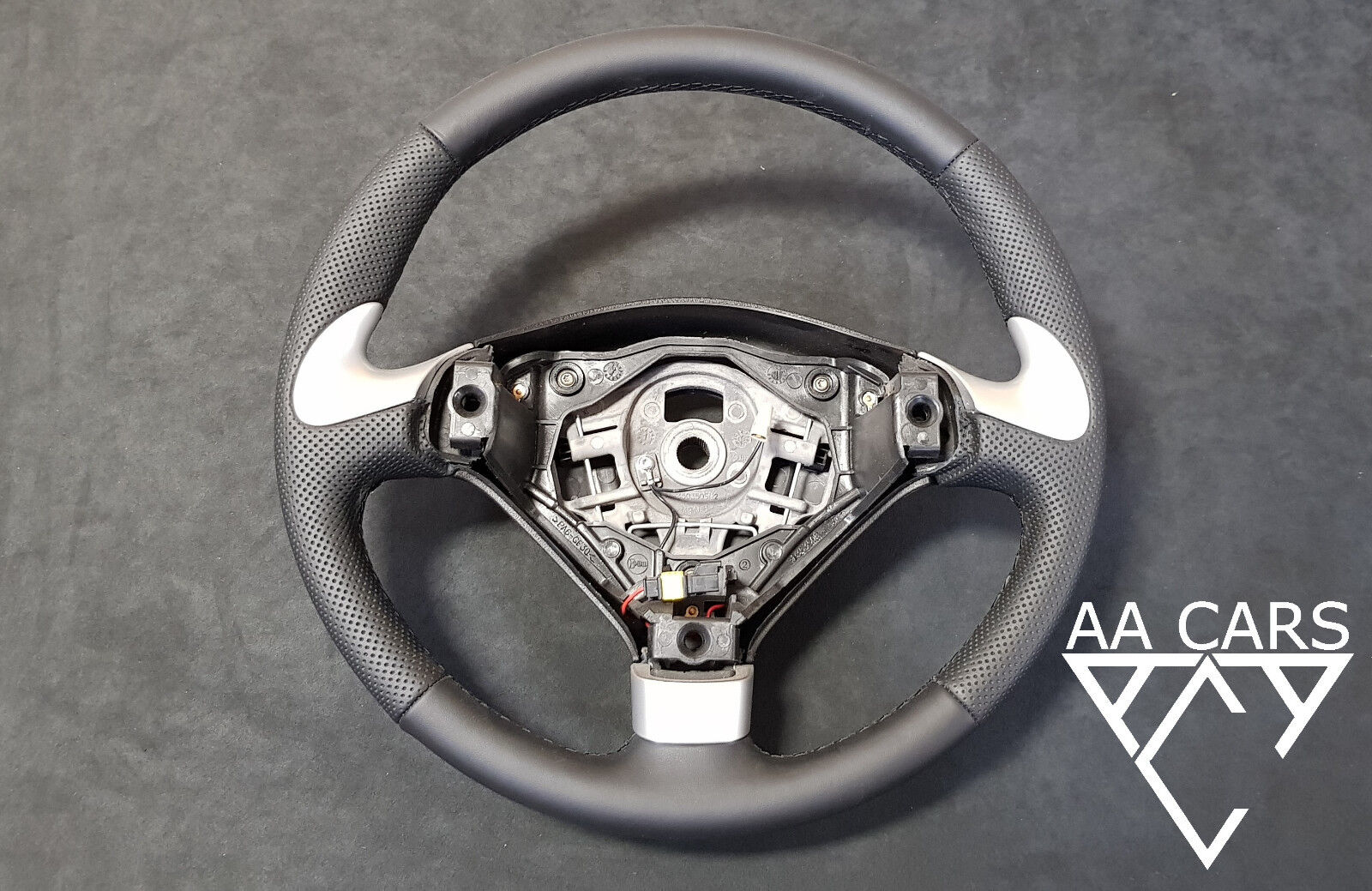 Steering Wheel Peugeot 307 CC  New Leather