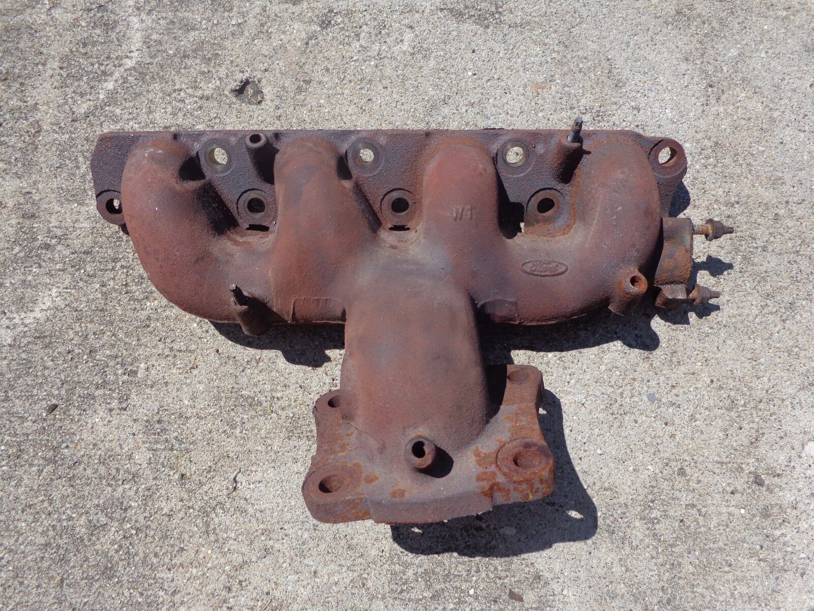 97-02 Ford Escort Tracer 2.0 SPI SOHC Exhaust Manifold, Used OEM Good Cond.