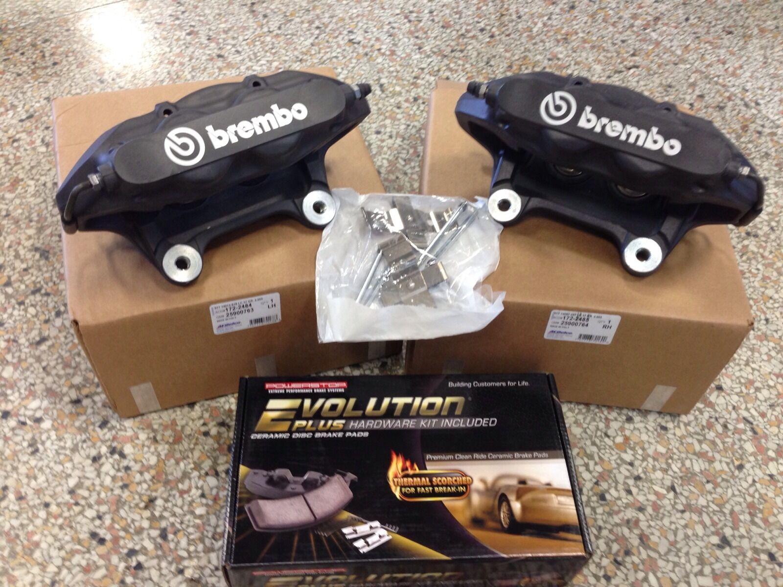 New 2008-10 Chevy Cobalt HHR SS LNF Turbo Brembo Calipers w/ Pads + pin kit
