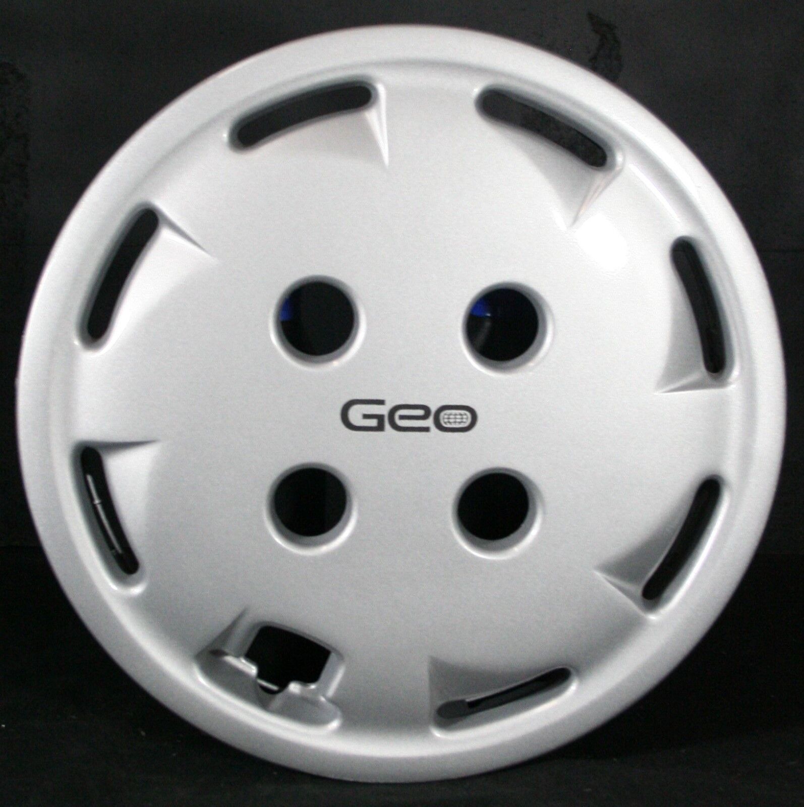1990-1991 Geo Metro wheel cover OEM # 96060537, Hollander # 3194