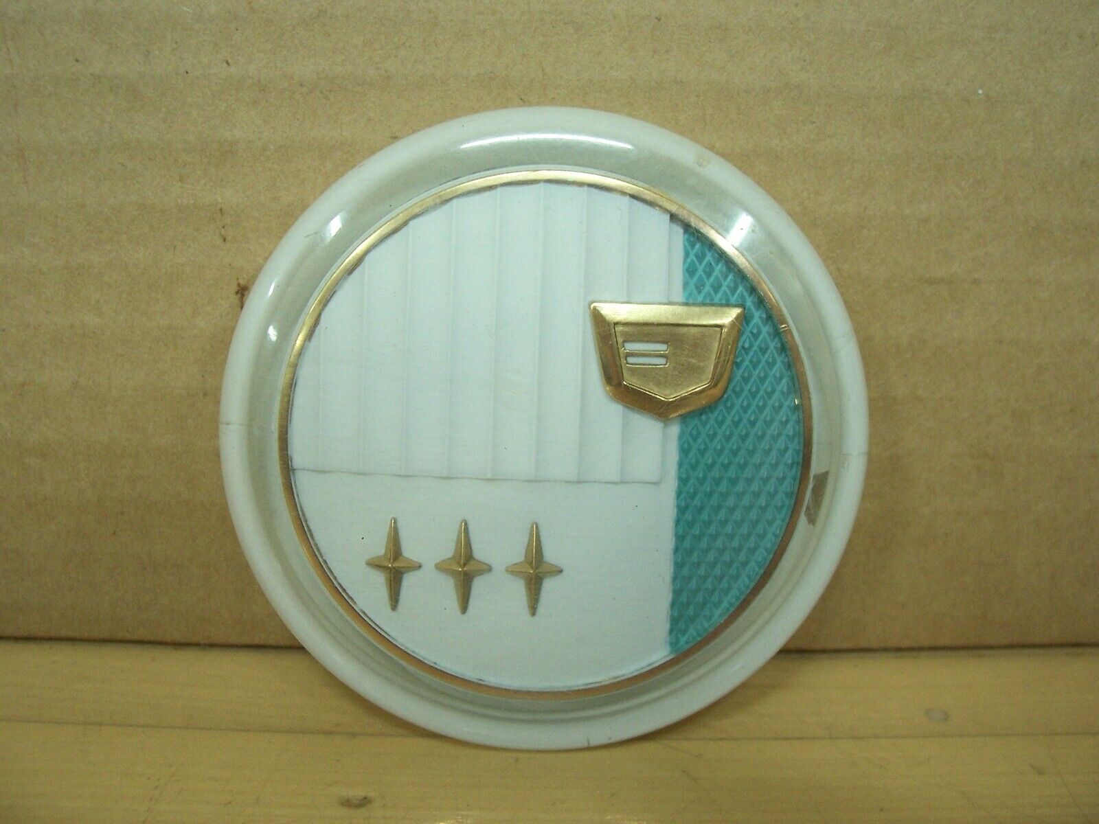 Vintage 1957 1958 Studebaker Champion Car Steering Wheel Center Cap Horn Button