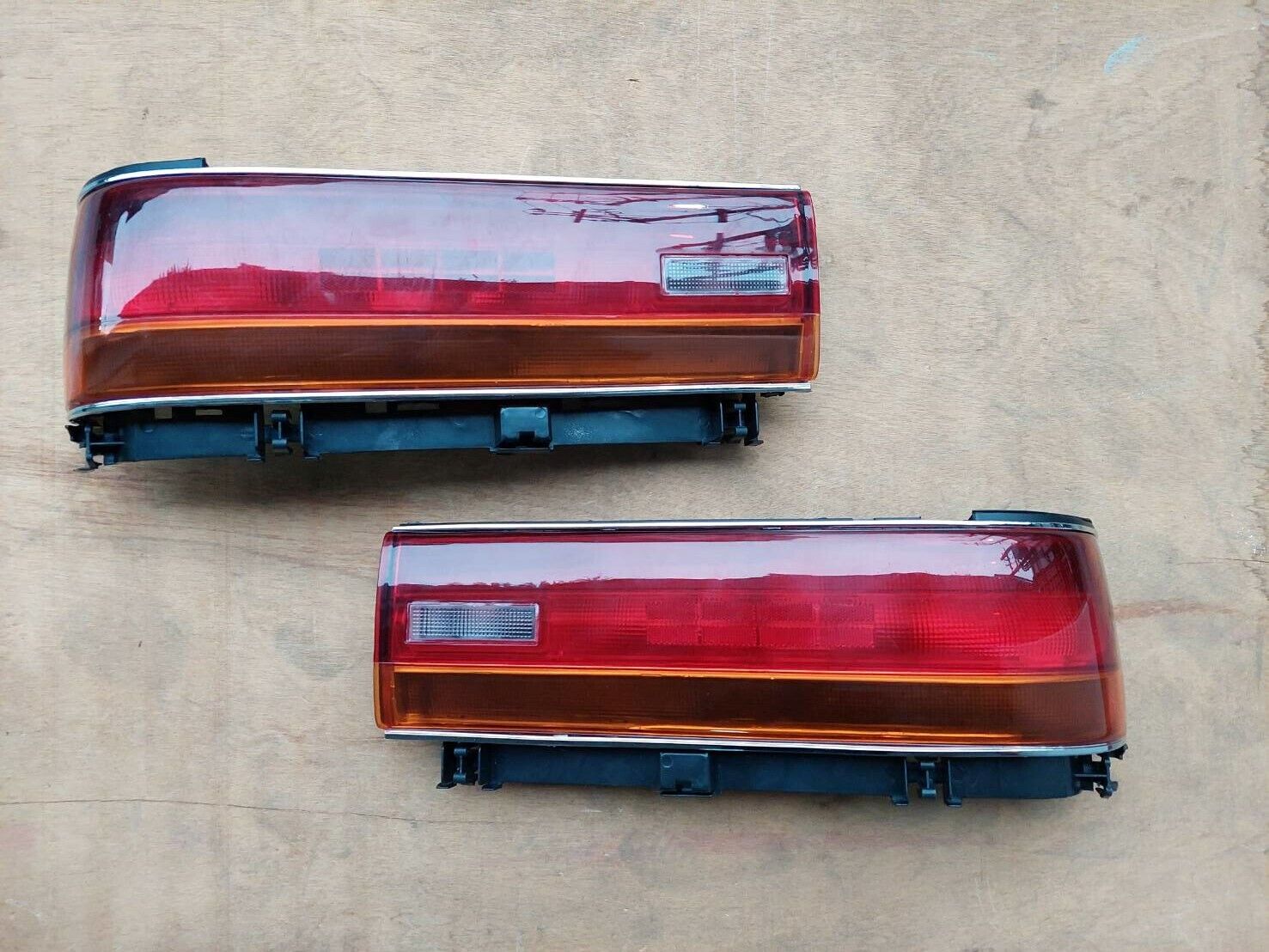 Fit For Toyota Cressida RX80 GX81 MARK 2 1991 Tail Light Rear Lamp Pair