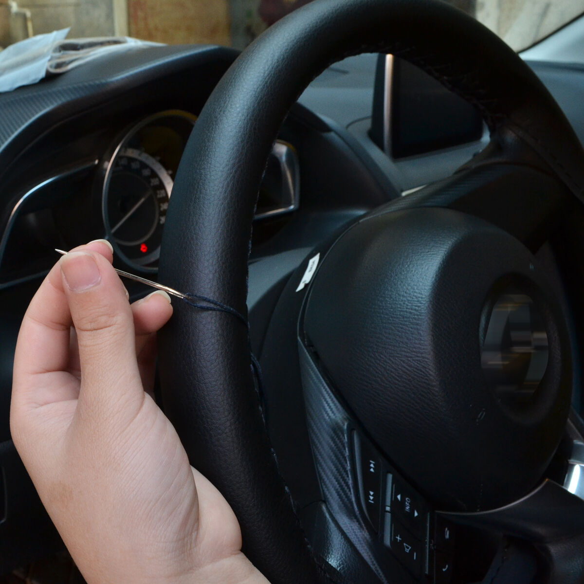 Car Auto Steering Wheel Cover 36cm / 14\'\' Leather DIY Non-Slip w/ Needle Thread