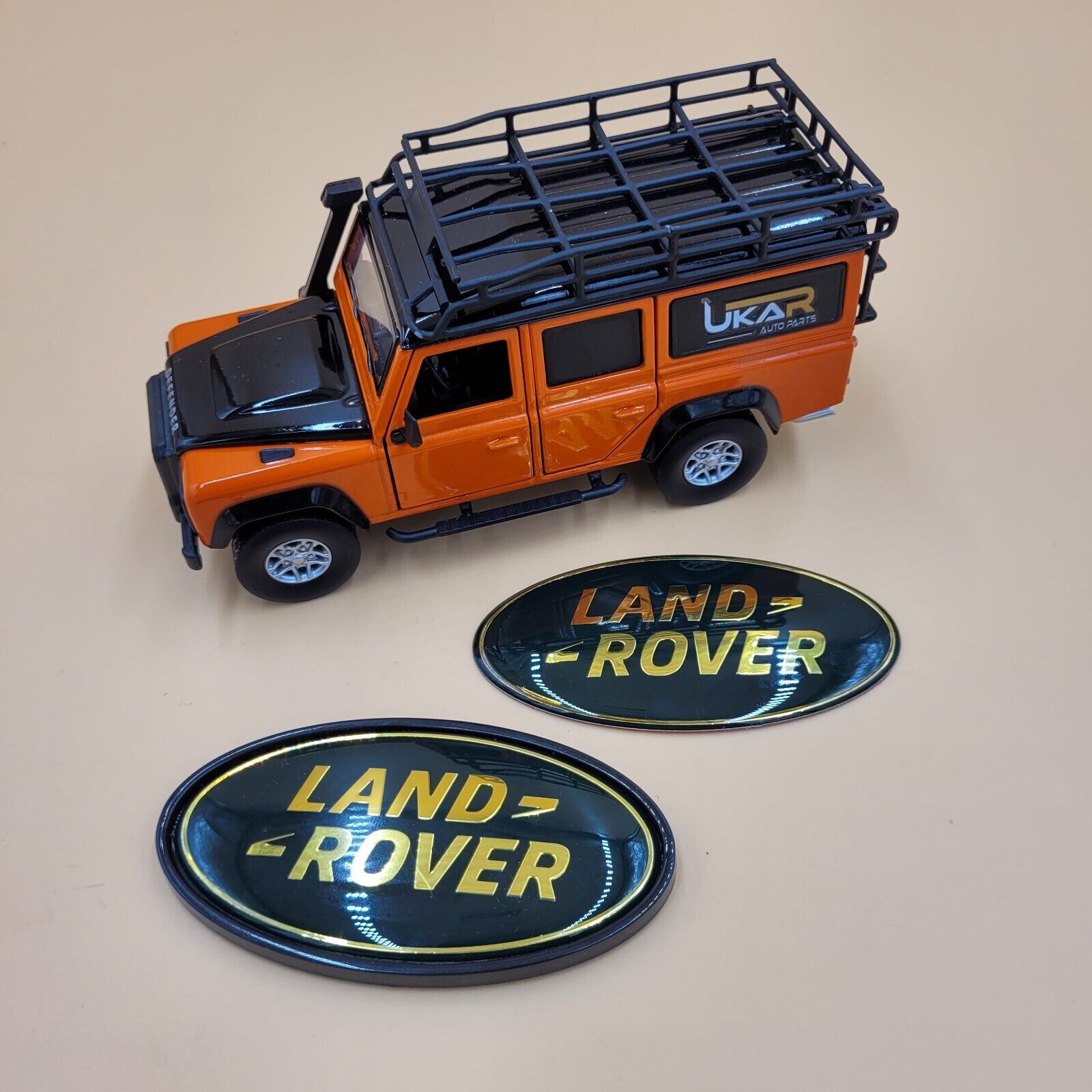 RANGE ROVER SUPERCHARGED OVAL BADGES GREEN ON GOLD