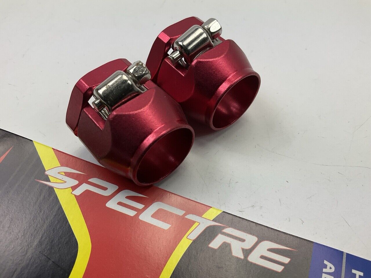 (2) Spectre 3162 Hose Clamps Magna-Clamp Red Anodized For 1/2