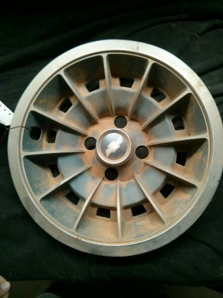 WHEEL COVER 12 SLOT FITS 75-80 MONZA 29150