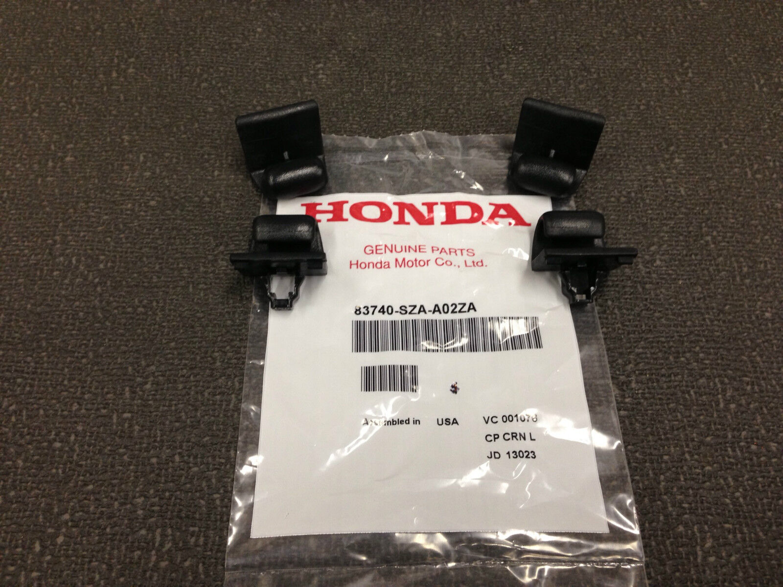 Genuine OEM Honda Pilot Touring Black Rear Door Sunshade Hook 4-Pack 2009 - 2015