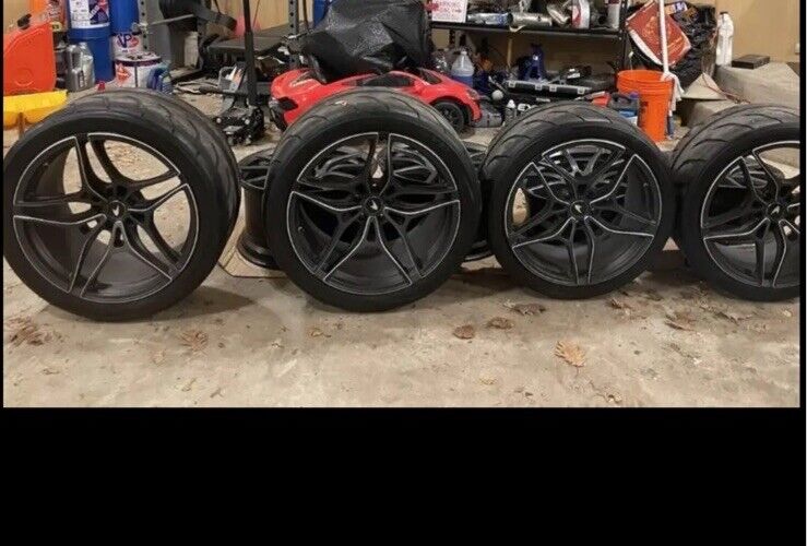 19/20 Mclaren lightweight 720S OEM factory wheels 720 R888r Tires Set Lot Mint