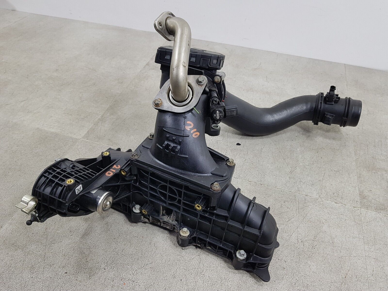 MERCEDES S212 W212 2.1CDI OM651.924 INTAKE MANIFOLD WITH THROTTLE BODY & PIPE