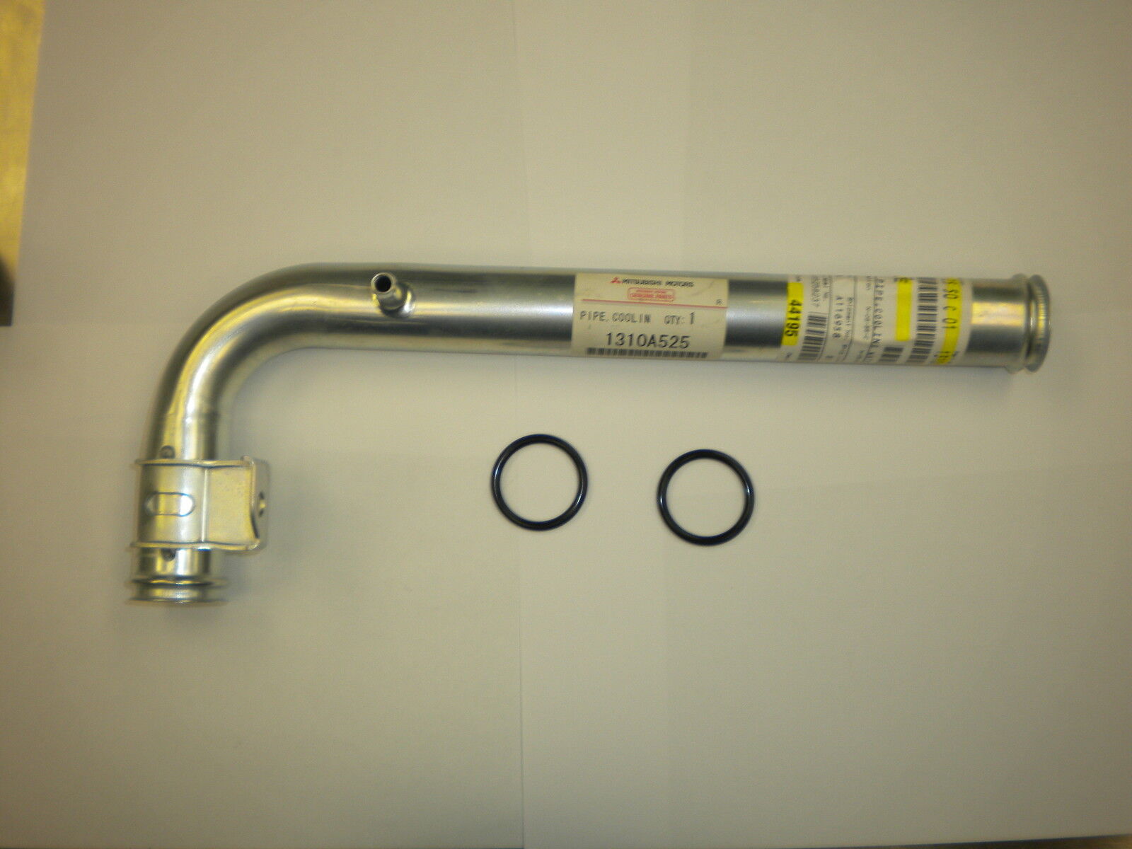 Water Coolant Pipe w/O-ring Pajero, Shogun & Sport Challenger 3.0L 3.5L 3.8L 