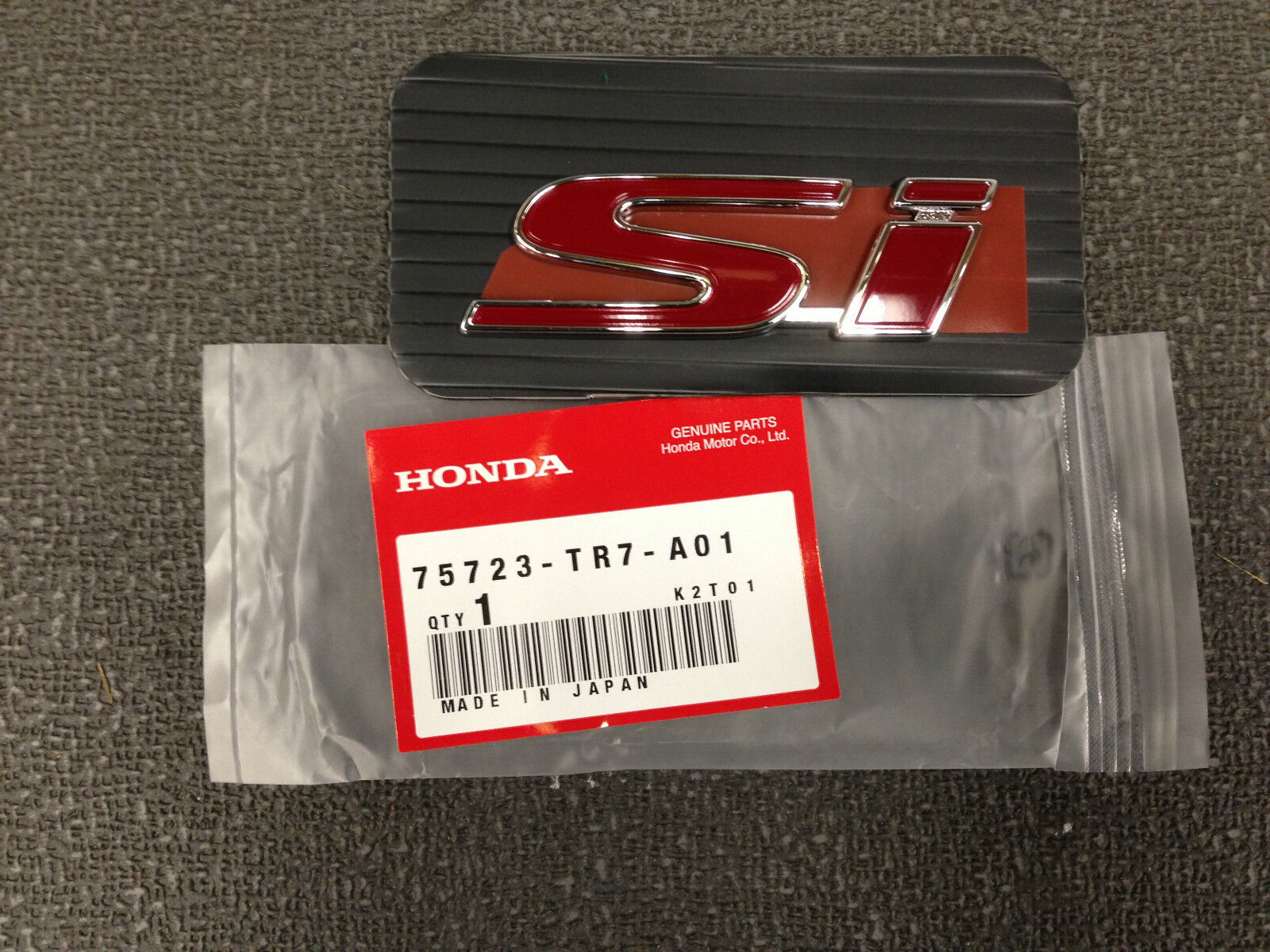 Genuine OEM Honda Civic Si 4Dr Emblem 2013 - 2015