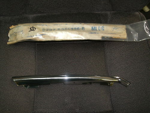NOS 1972 - 1976 FORD TORINO 4DR REAR ROOF DRIP MOLDING