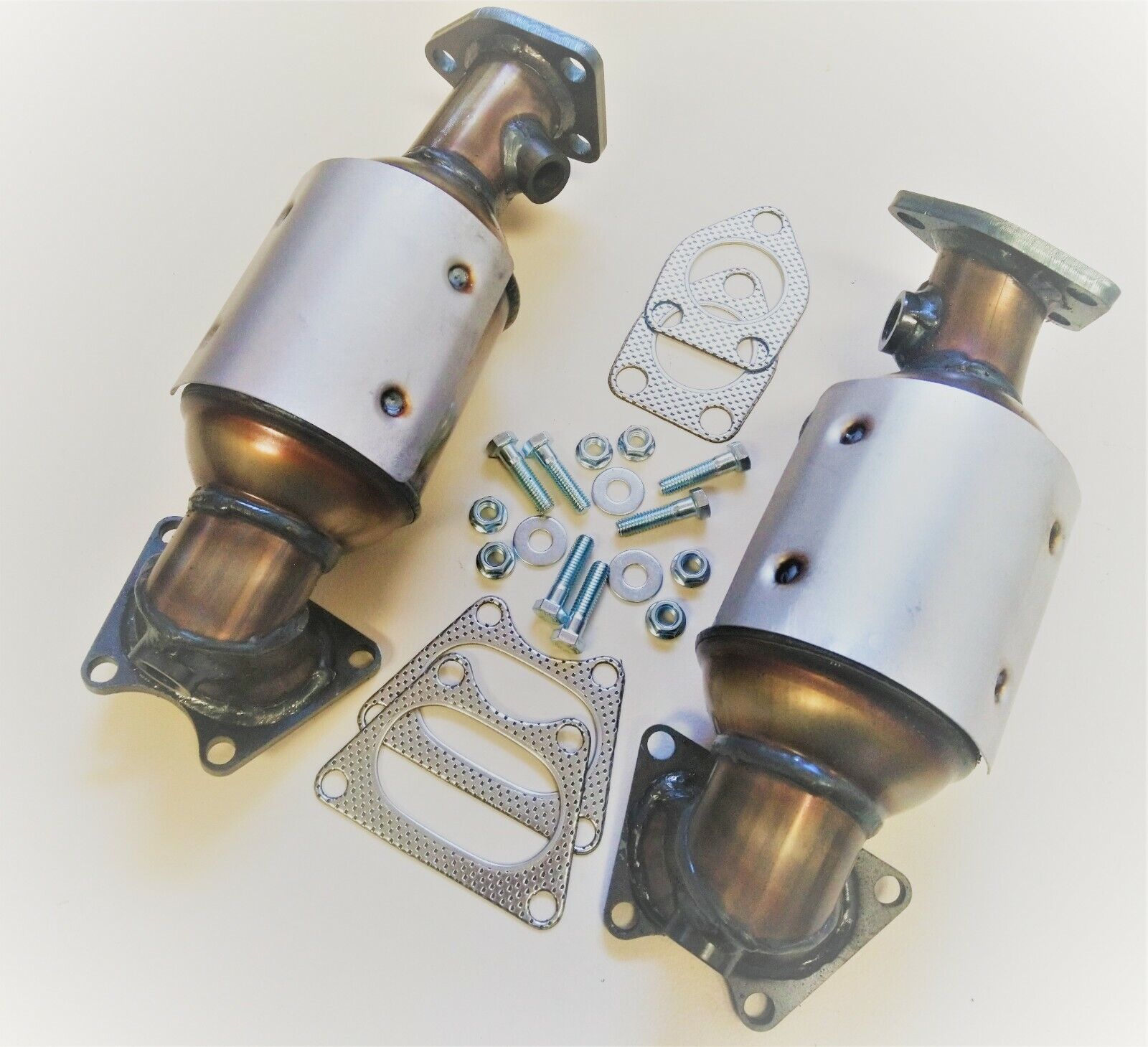  2003 - 2009 Acura MDX 3.5L And 3.7L Catalytic Converters Bank 1 And Bank 2
