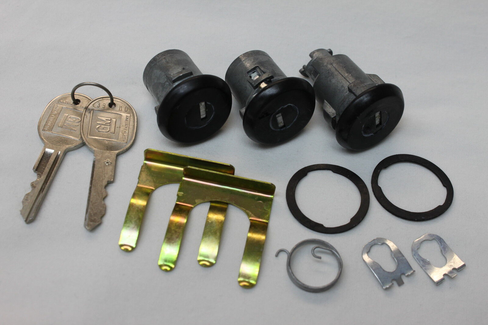82-92 Camaro/Firebird Door & Hatch Lock Cylinder Set New