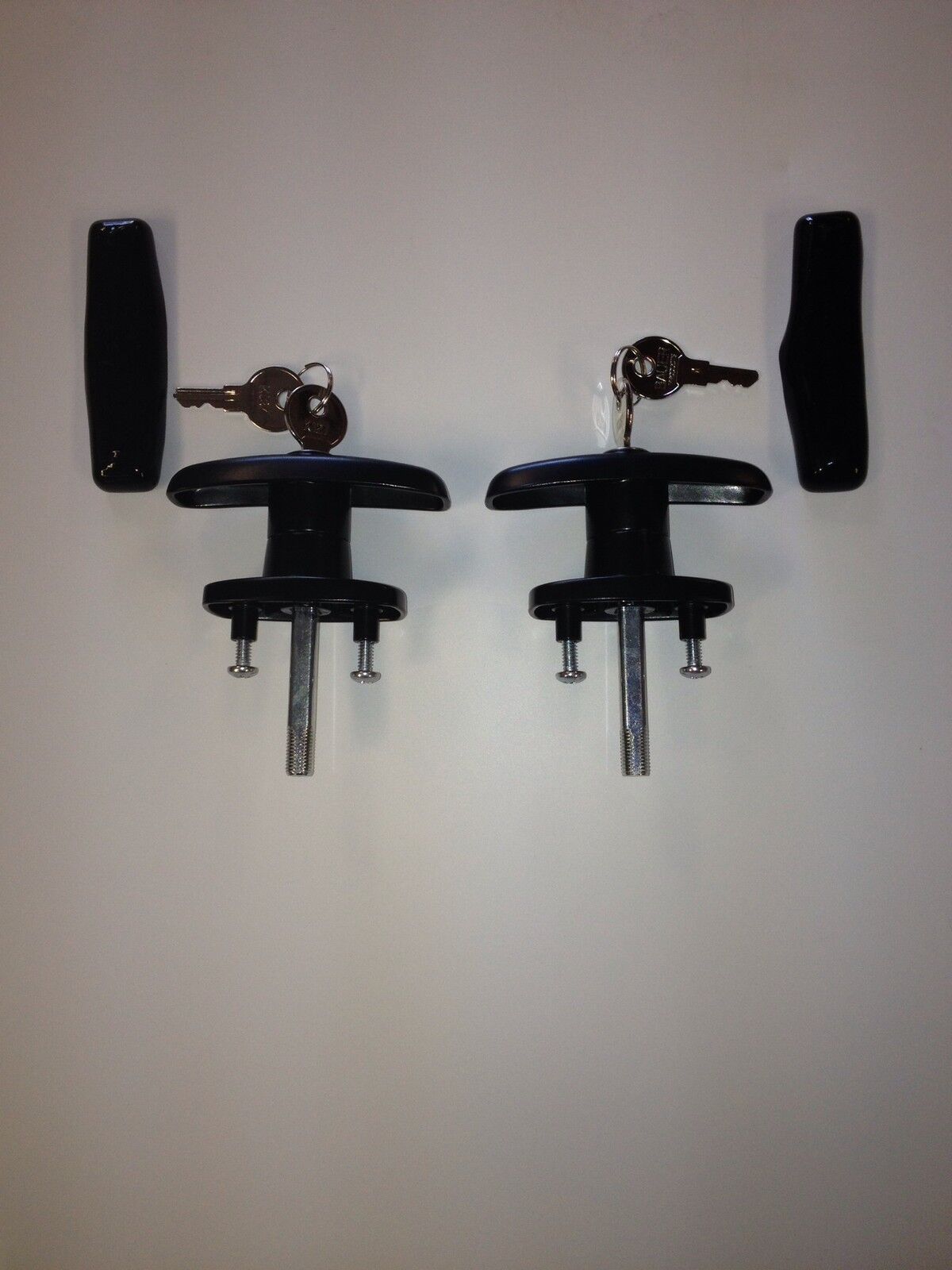 Truck cap handle pair  #T323/ keyed alike /  Leer T  Handles Topper handle HD