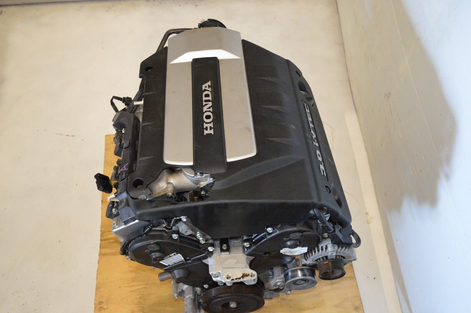 2005-2006 JDM Honda Odyssey EX-L 3.0L VCM Replacement Engine 3.5L JDM j30a