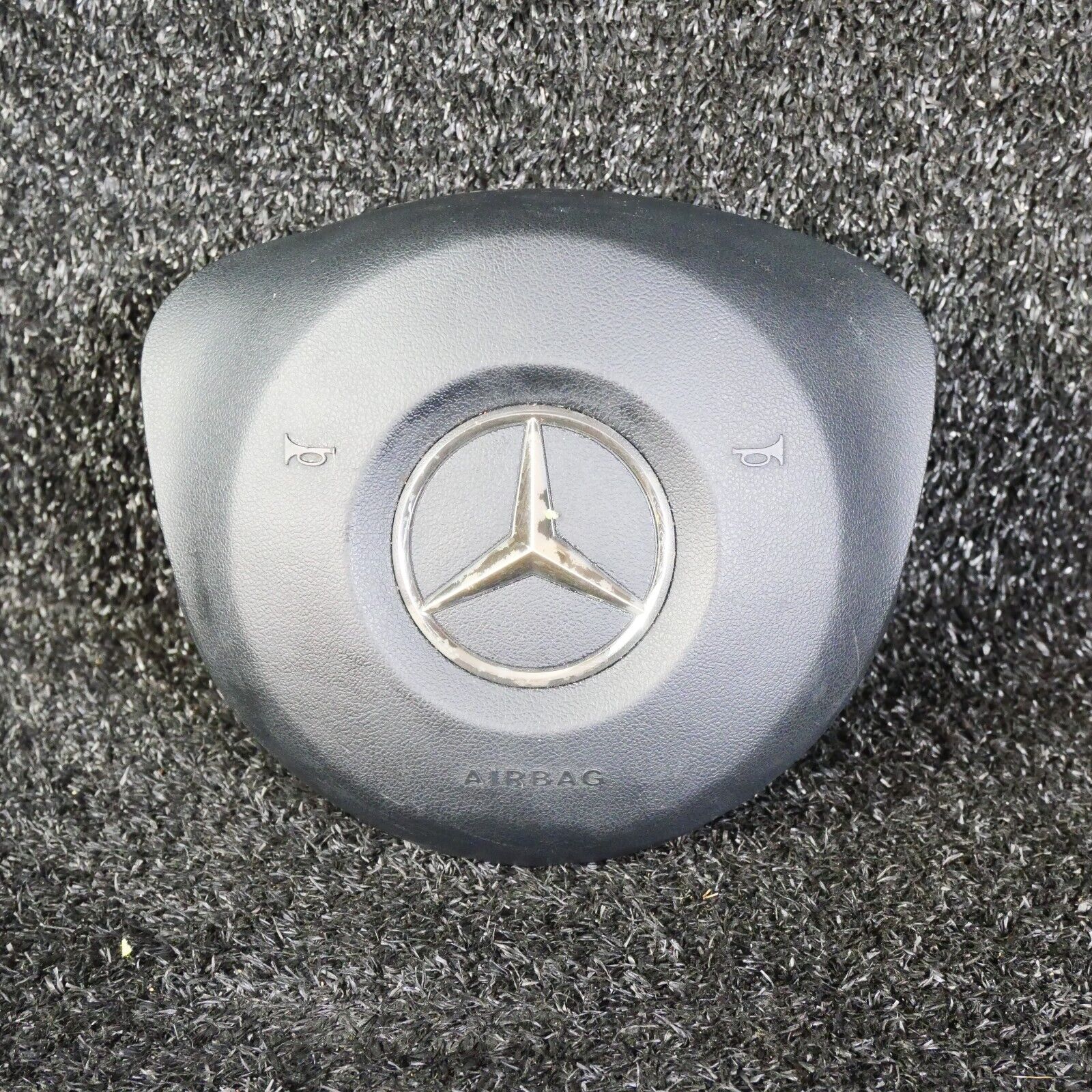 Mercedes E 43 AMG   Steering Driver Wheel  Safety Air  Black  A0008604800  9116