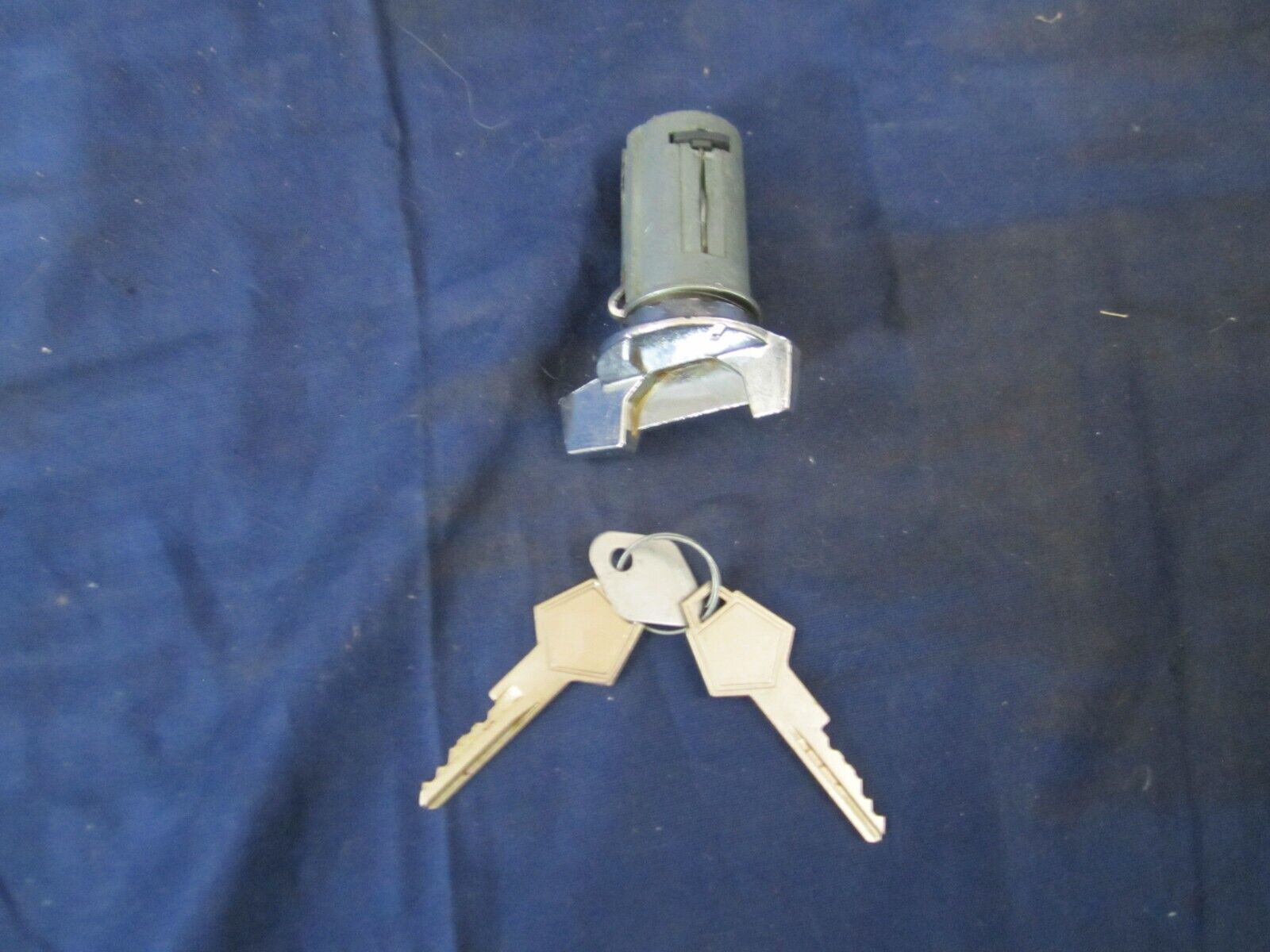 1970-1978 Charger, Coronet & Super Bee- Ignition key lock with tilt wheel
