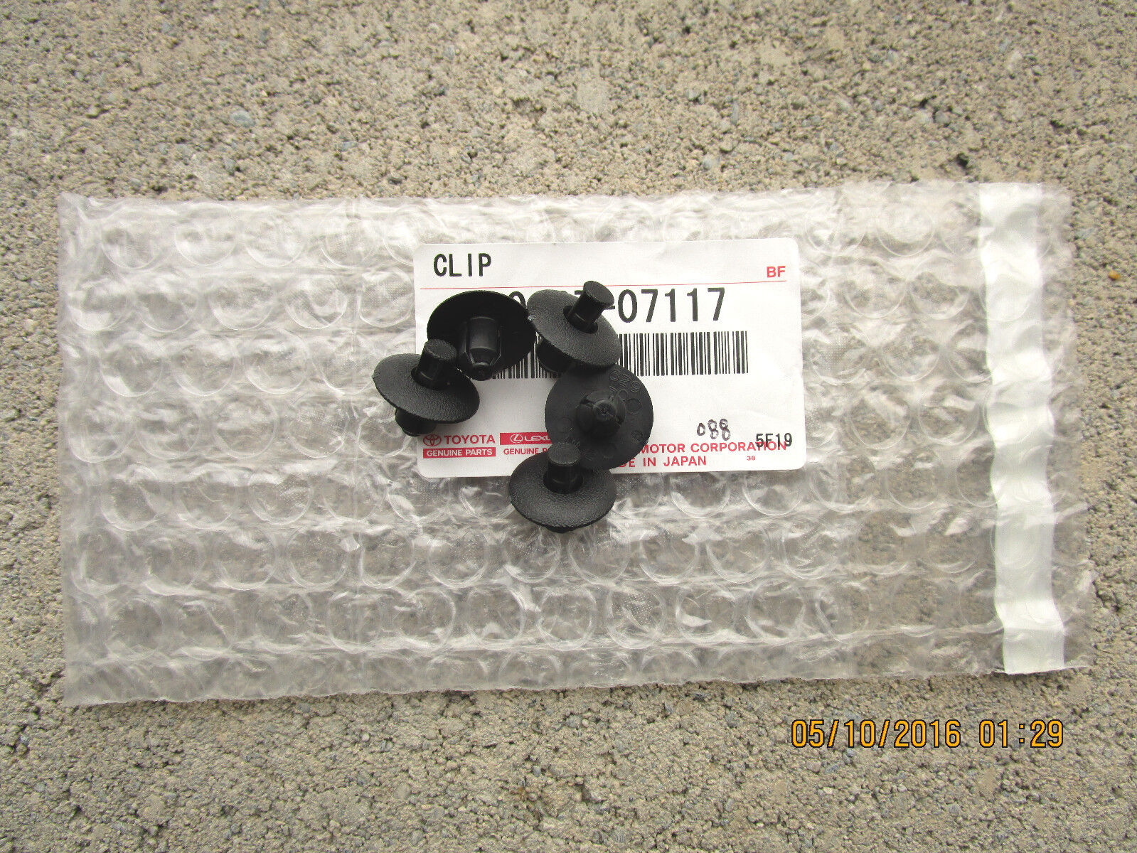 00 - 14 LEXUS SET OF 5 ENGINE SIDE COVER RETAINER CLIP BRAND NEW