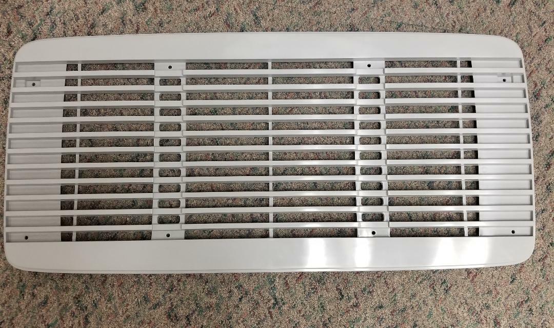Fits Freightliner FL 60 70 80 106 112 Grill GRILLE NEW F1 NO BUG SCREEN