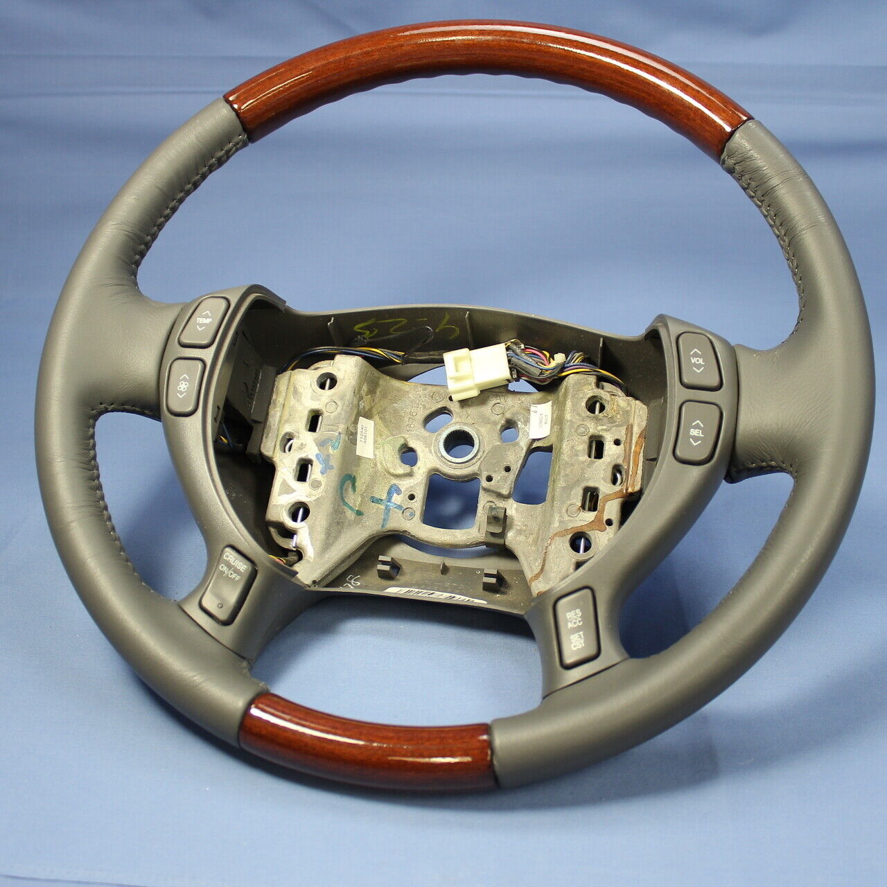 GM OEM Wood & Leather Steering Wheel 00-04 Cadillac Hearse Limousine Seville