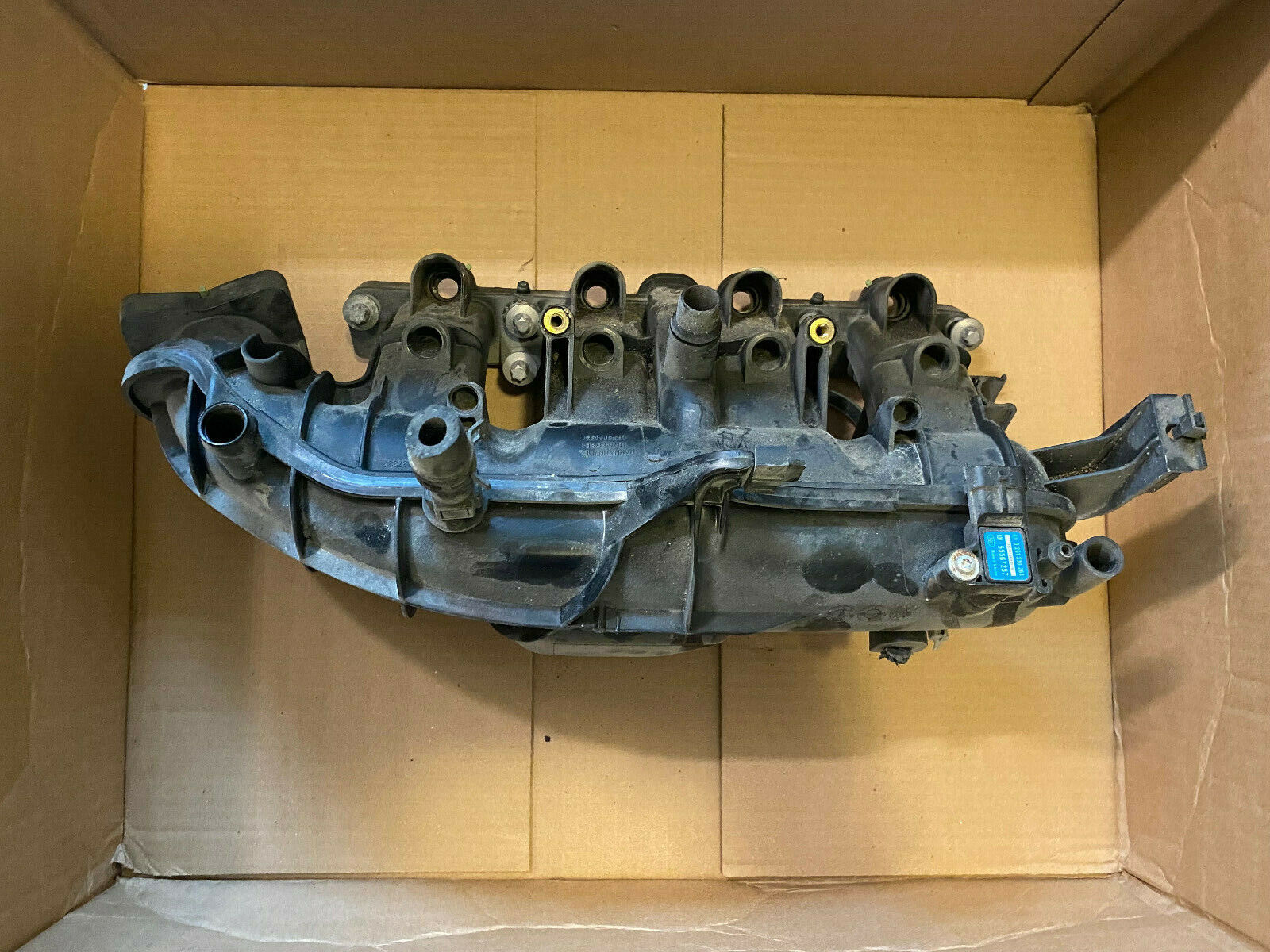 2012-2020 chevrolet sonic ( LUV engine 1.4 turbo) air intake manifold plenum 