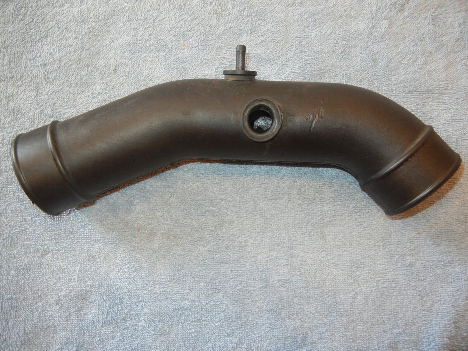 Classic SAAB 900 Turbo Air Intake Crossover Pipe 4022562   S1
