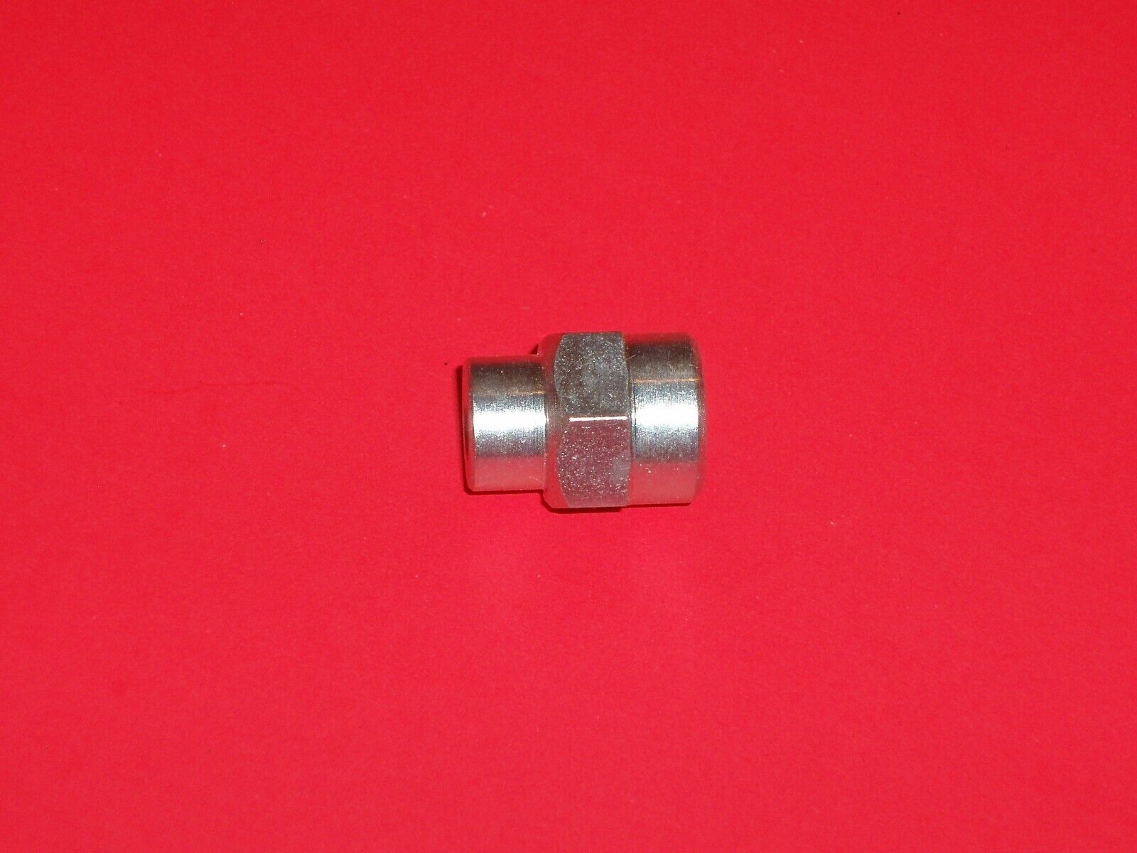 Ford Model T & A early tractor grease fitting adaptor, Modern gun to original