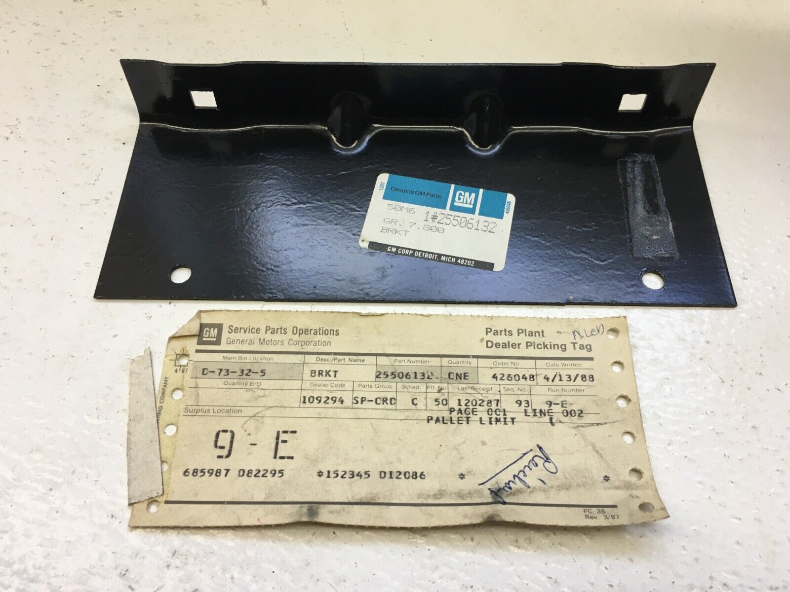 Rare GM NOS 1981-87 Buick Regal Grand National Front License Plate Bracket