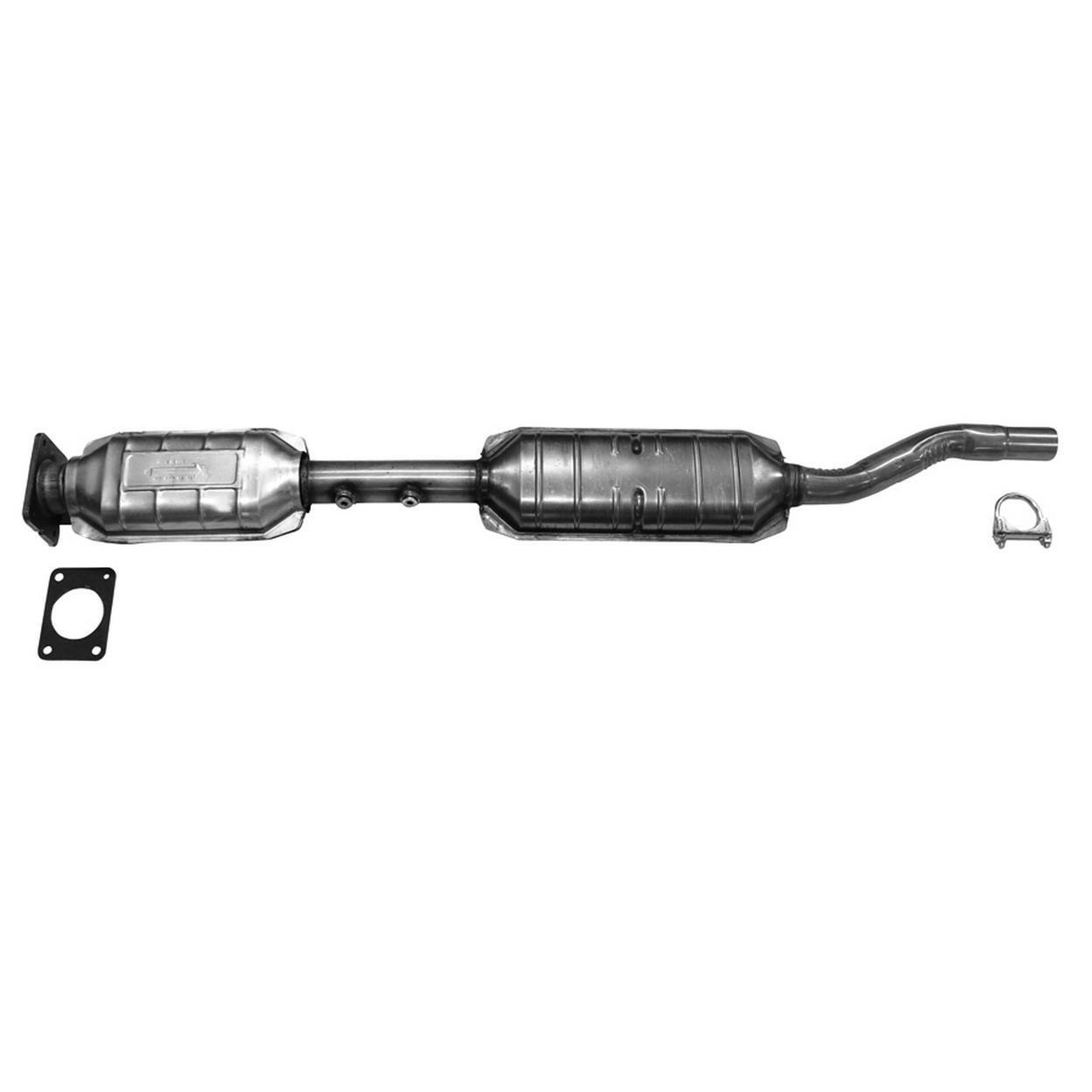 N/A Catalytic Converter Fits 2002 Cadillac Seville