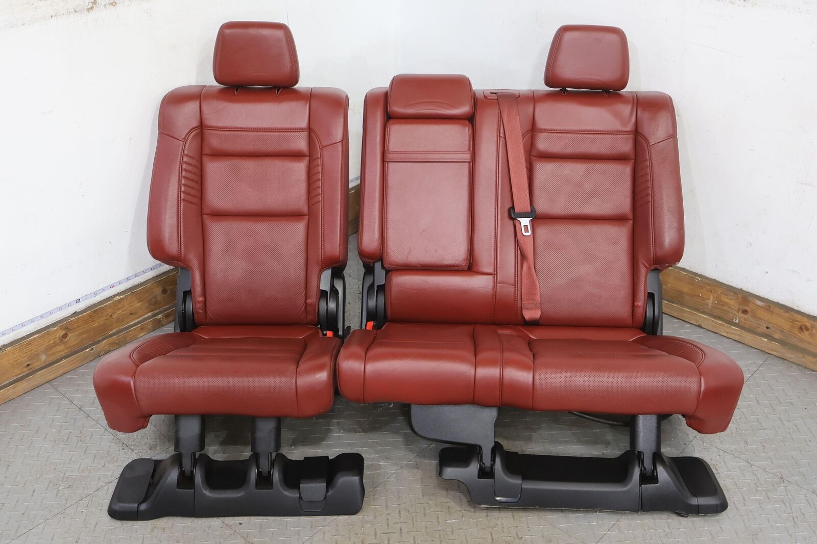14-22 Jeep Grand Cherokee Trackhawk Leather 2nd Row Seats (Dark Ruby X6)