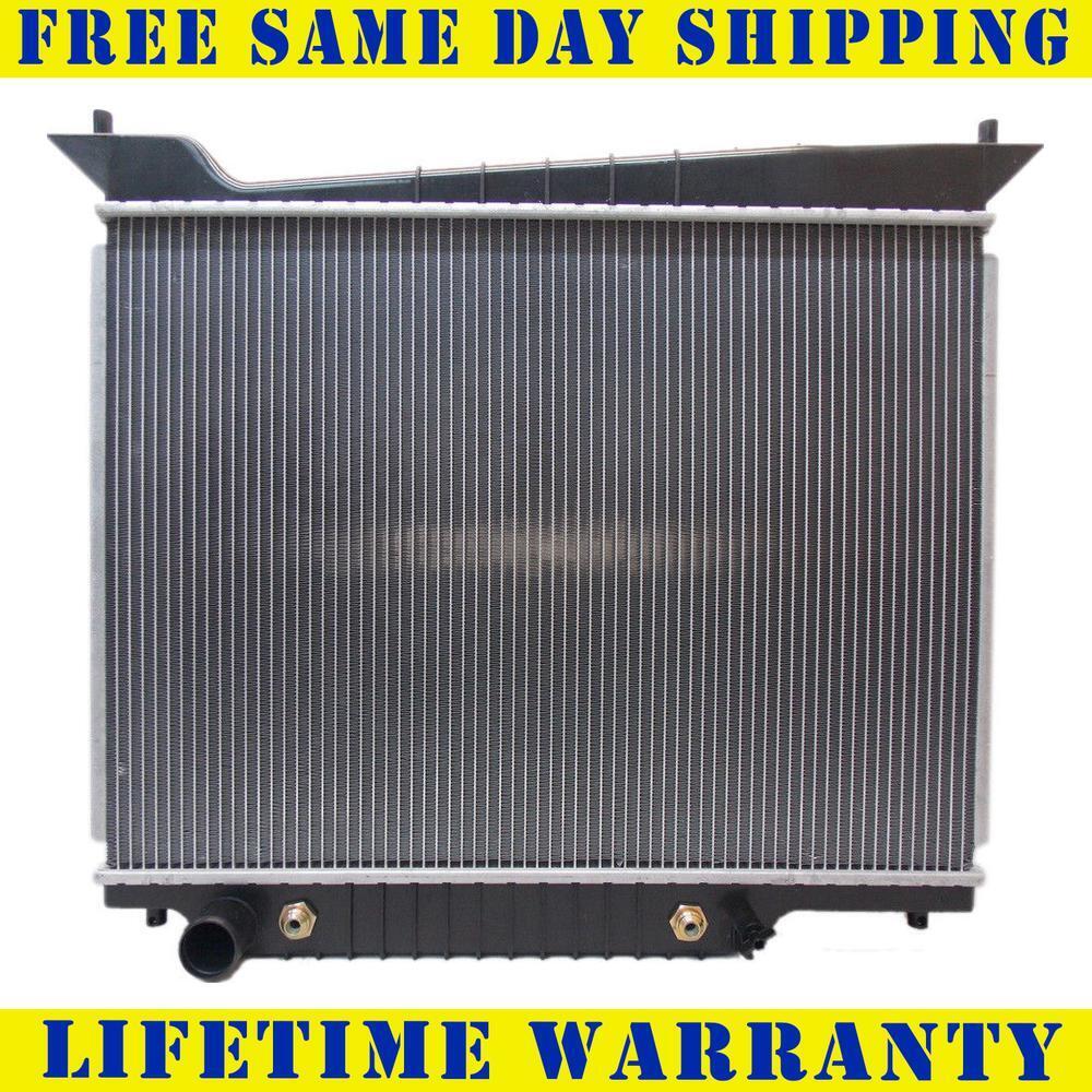 Radiator For 2003-2004 Ford Expedition Lincoln Navigator 4.6L 5.4L